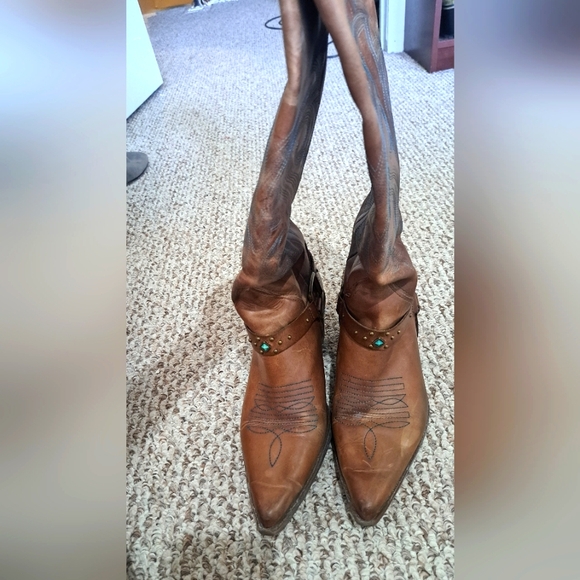 Reba McEntire Tan Leather Boots. BUNDLE AND SAVE! - Picture 1 of 7